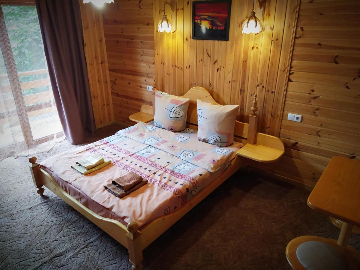 Guest House Shafran Γιαρέμτσε Εξωτερικό φωτογραφία