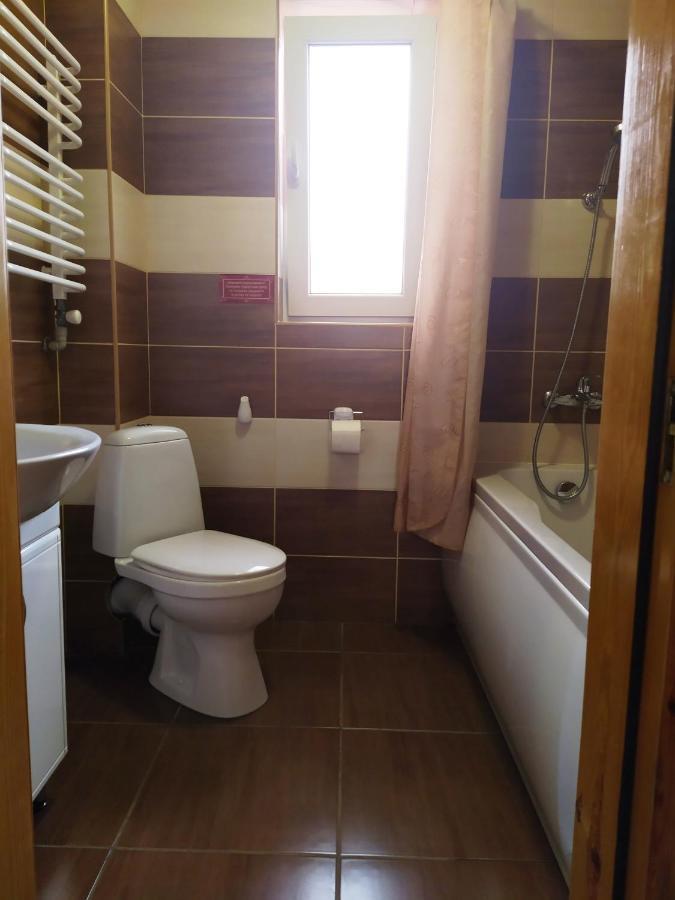 Guest House Shafran Γιαρέμτσε Εξωτερικό φωτογραφία