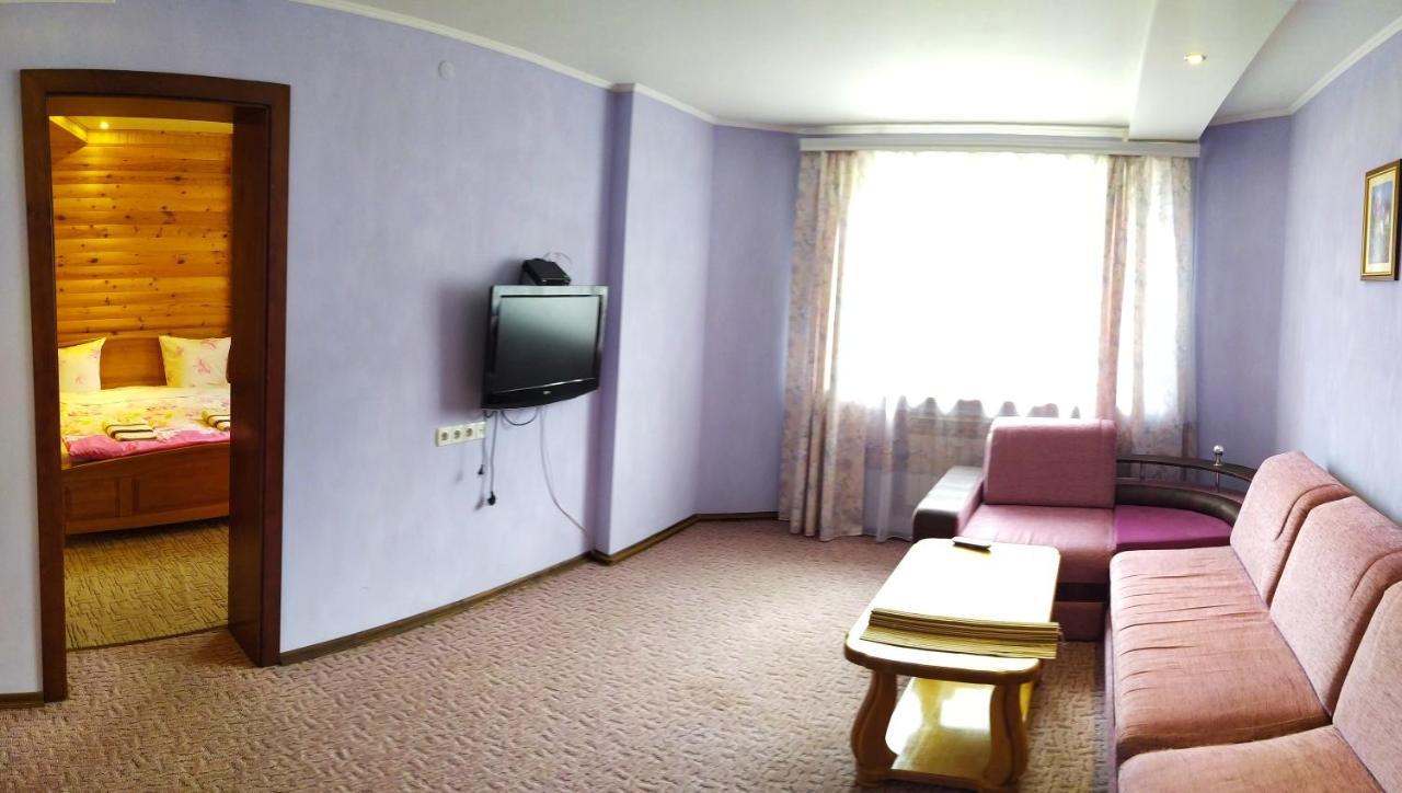 Guest House Shafran Γιαρέμτσε Εξωτερικό φωτογραφία