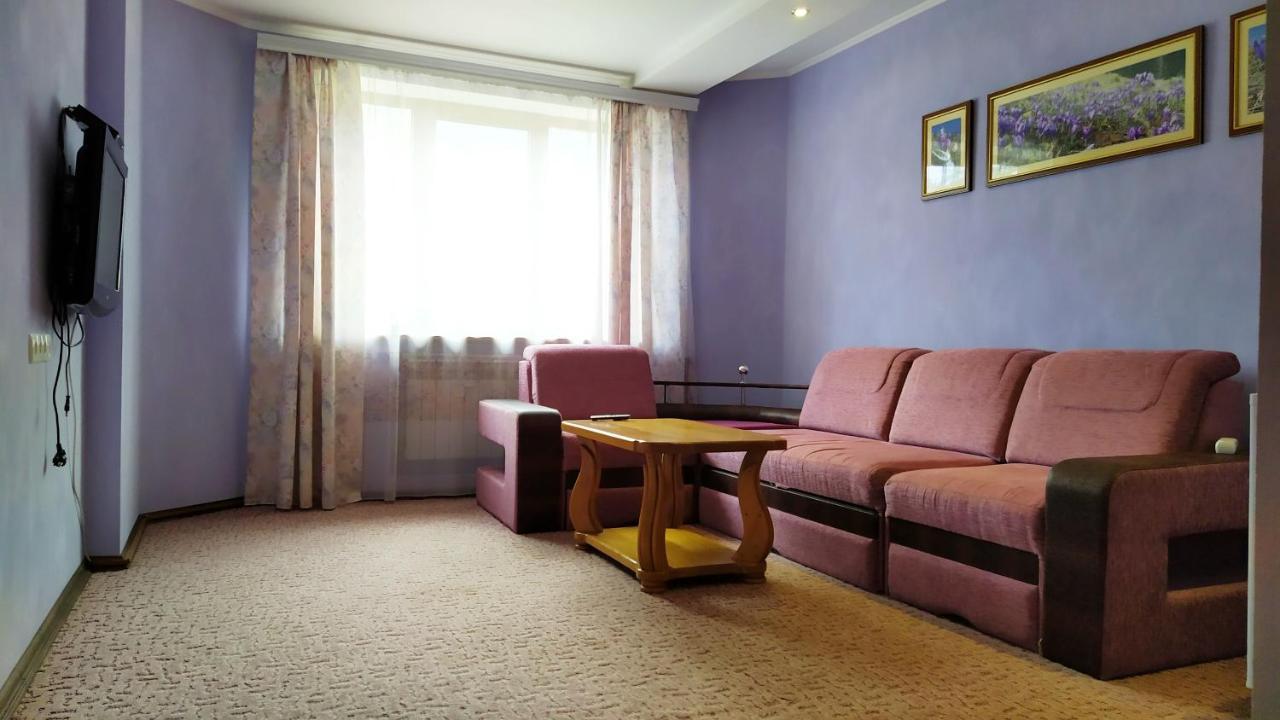Guest House Shafran Γιαρέμτσε Εξωτερικό φωτογραφία
