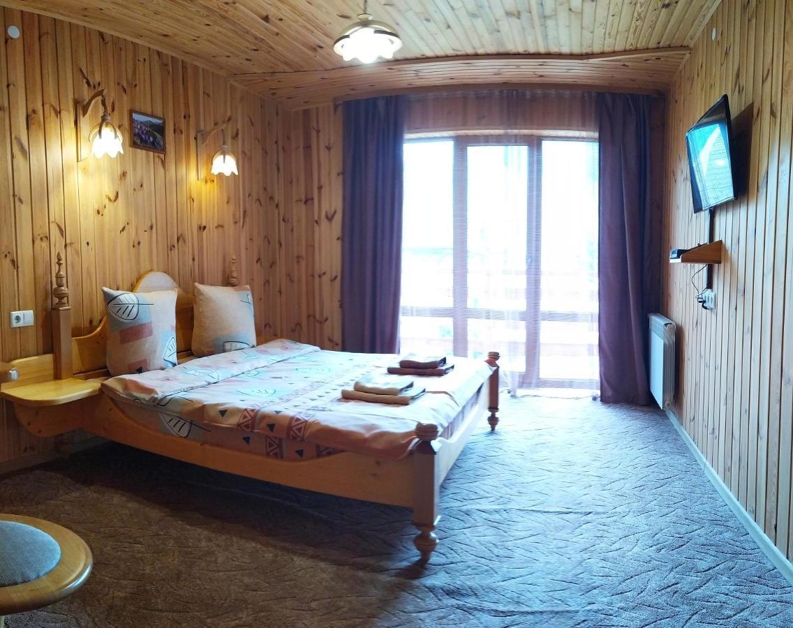 Guest House Shafran Γιαρέμτσε Εξωτερικό φωτογραφία