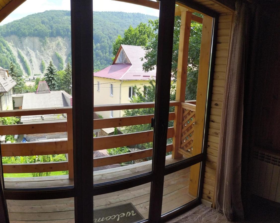 Guest House Shafran Γιαρέμτσε Εξωτερικό φωτογραφία